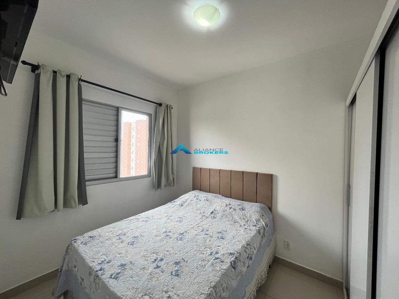 Apartamento à venda com 2 quartos, 50m² - Foto 13