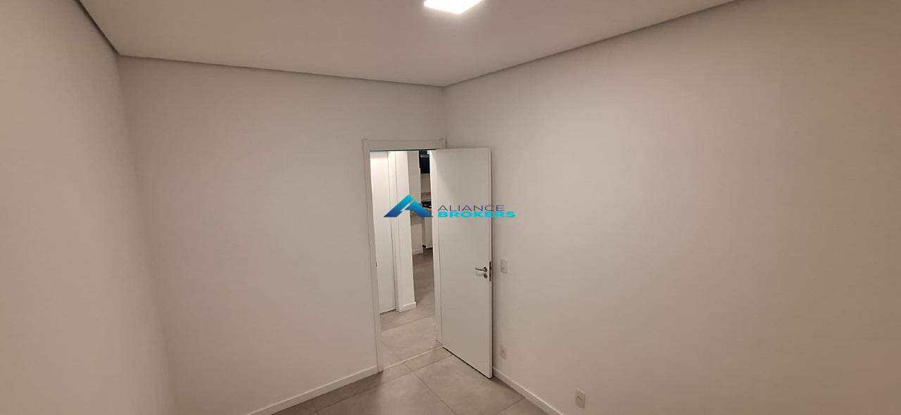 Apartamento à venda com 3 quartos, 72m² - Foto 10