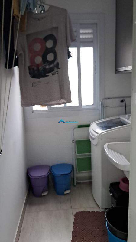 Apartamento à venda com 2 quartos, 60m² - Foto 16