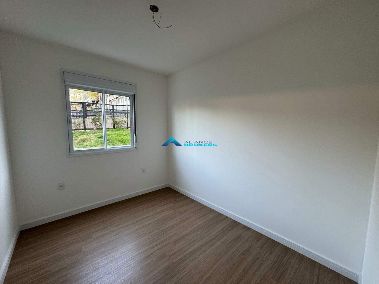 Apartamento à venda com 2 quartos, 64m² - Foto 8