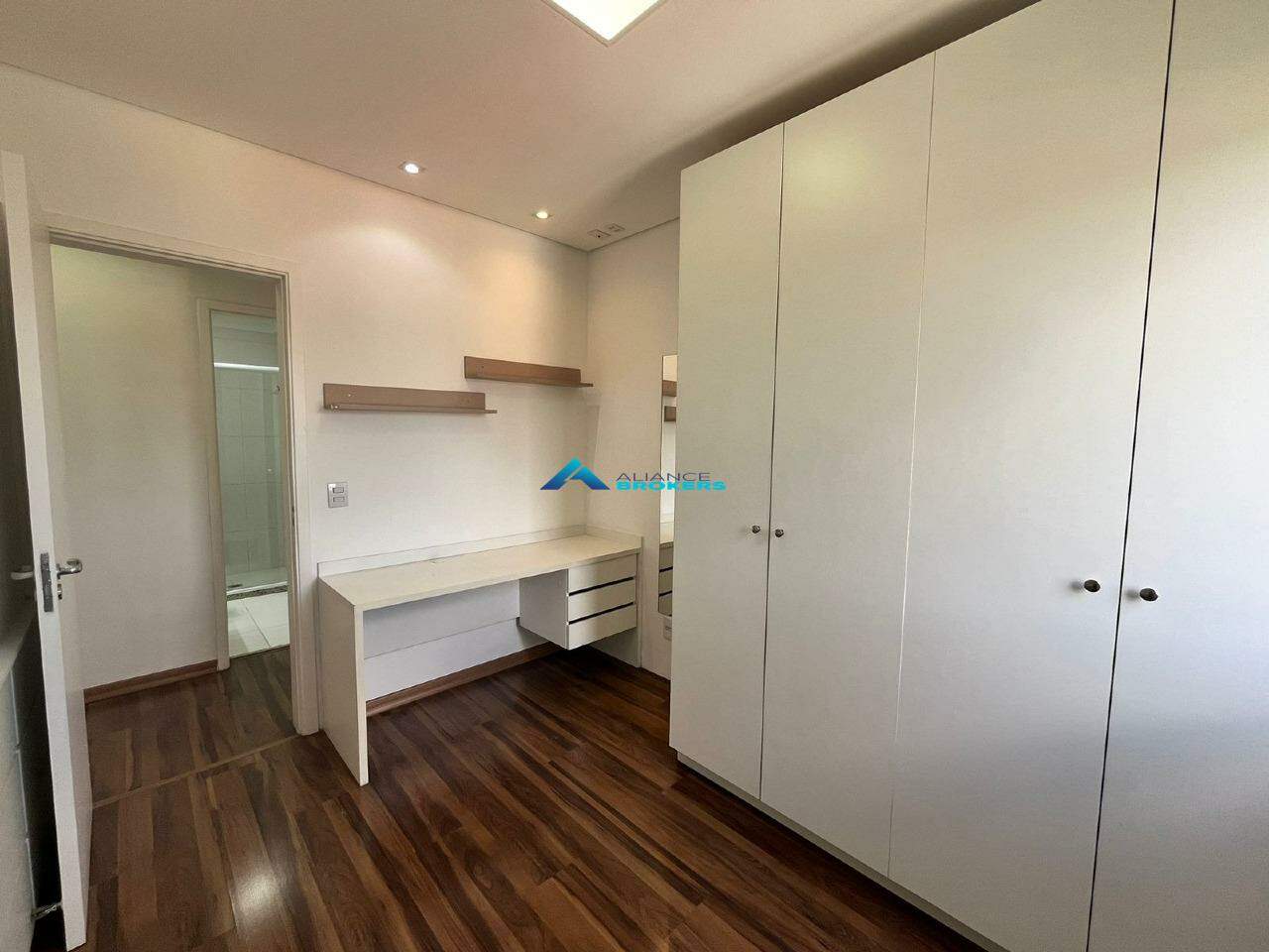 Apartamento à venda com 3 quartos, 86m² - Foto 23