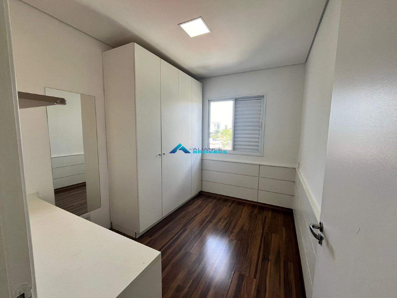 Apartamento à venda com 3 quartos, 86m² - Foto 25