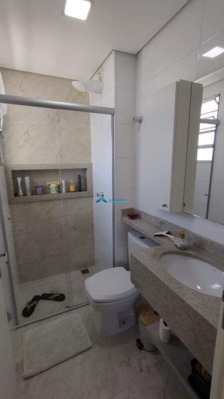 Apartamento à venda com 2 quartos, 62m² - Foto 18