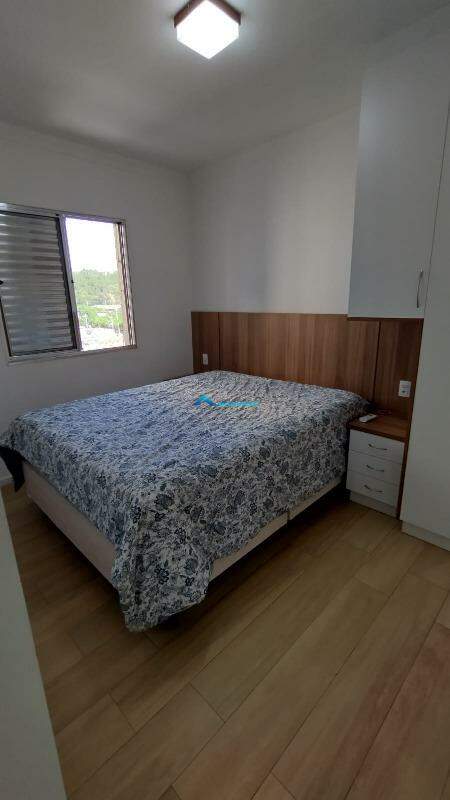 Apartamento à venda com 2 quartos, 62m² - Foto 17