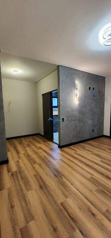 Casa de Condomínio à venda com 3 quartos, 215m² - Foto 6