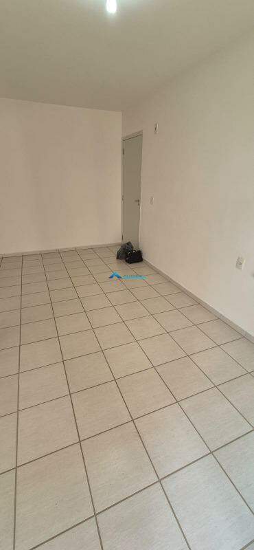 Apartamento à venda com 2 quartos, 60m² - Foto 5