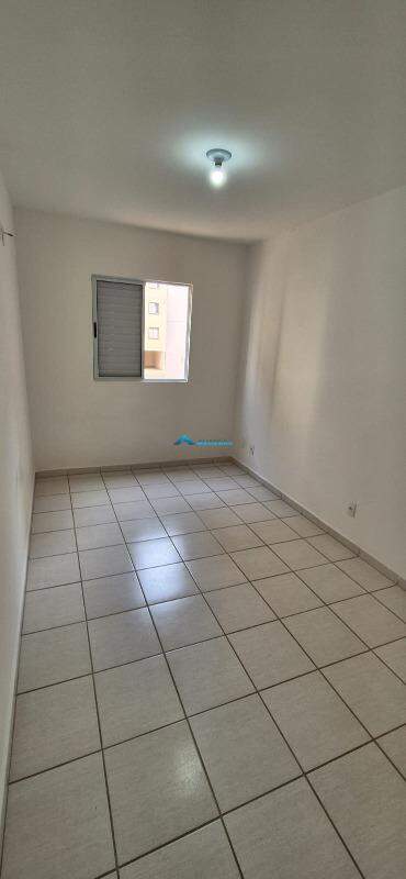 Apartamento à venda com 2 quartos, 60m² - Foto 17