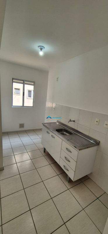 Apartamento à venda com 2 quartos, 60m² - Foto 12