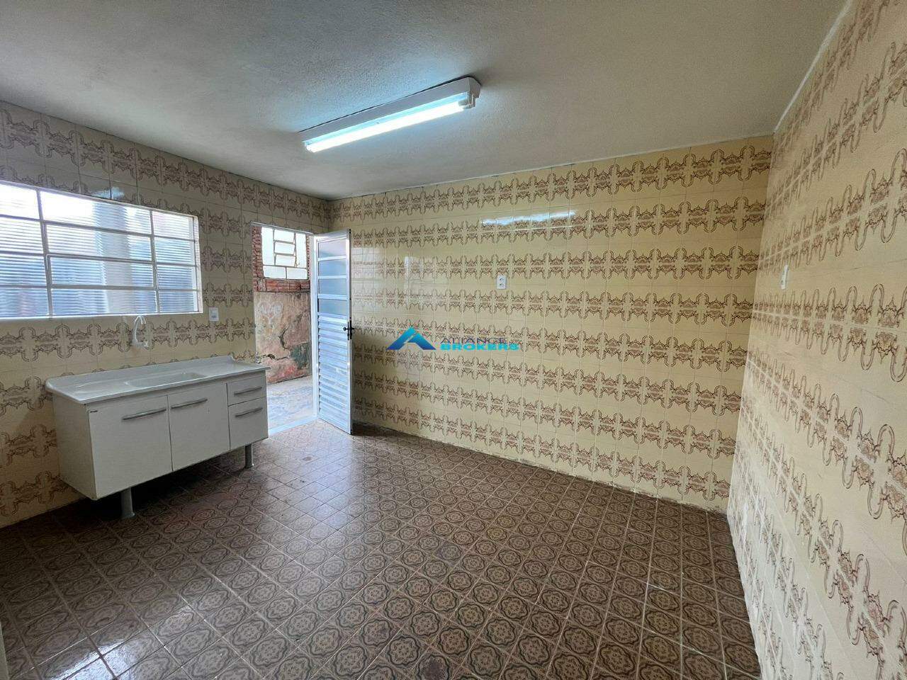 Casa para alugar com 2 quartos, 114m² - Foto 17