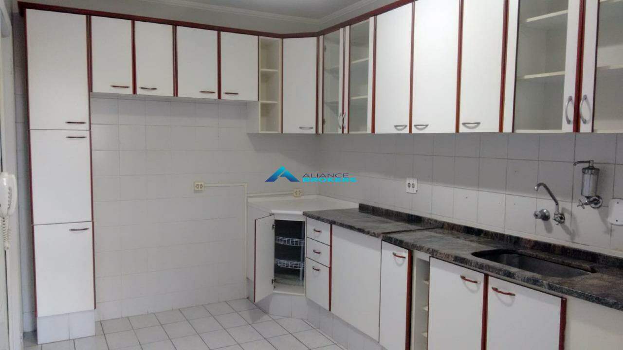 Apartamento à venda com 2 quartos, 64m² - Foto 11