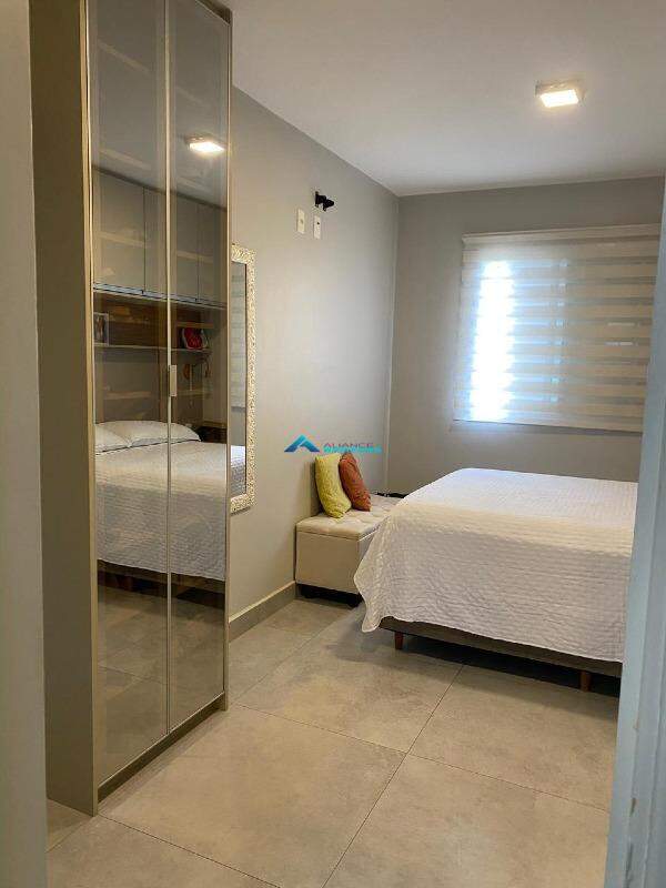 Apartamento à venda com 2 quartos, 70m² - Foto 8