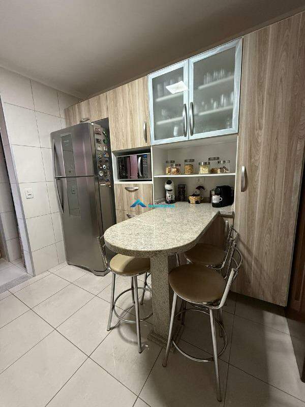 Apartamento à venda com 3 quartos, 80m² - Foto 7