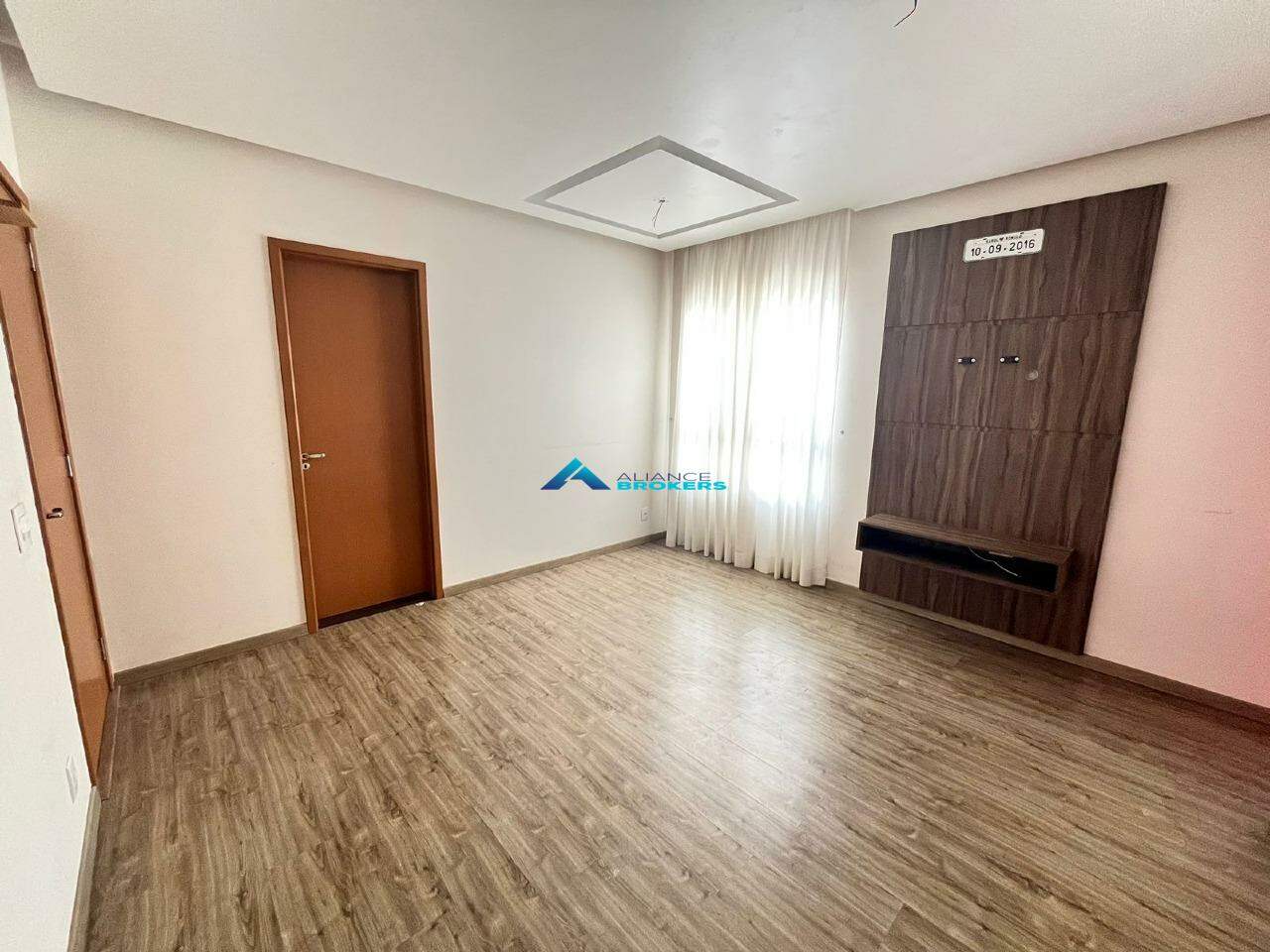 Apartamento à venda com 2 quartos, 50m² - Foto 2