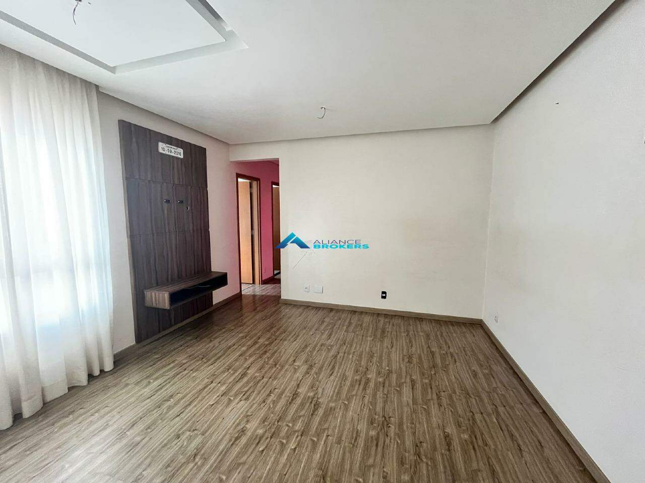 Apartamento à venda com 2 quartos, 50m² - Foto 4