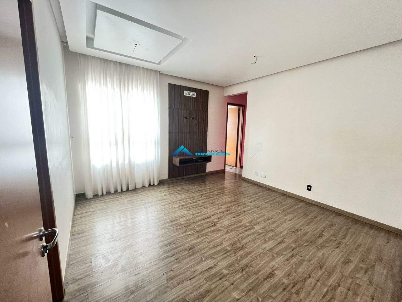 Apartamento à venda com 2 quartos, 50m² - Foto 3