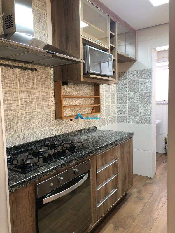 Apartamento à venda com 3 quartos, 87m² - Foto 9