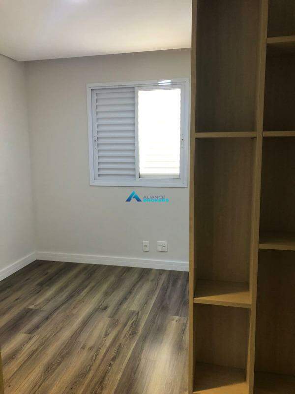 Apartamento à venda com 3 quartos, 87m² - Foto 17