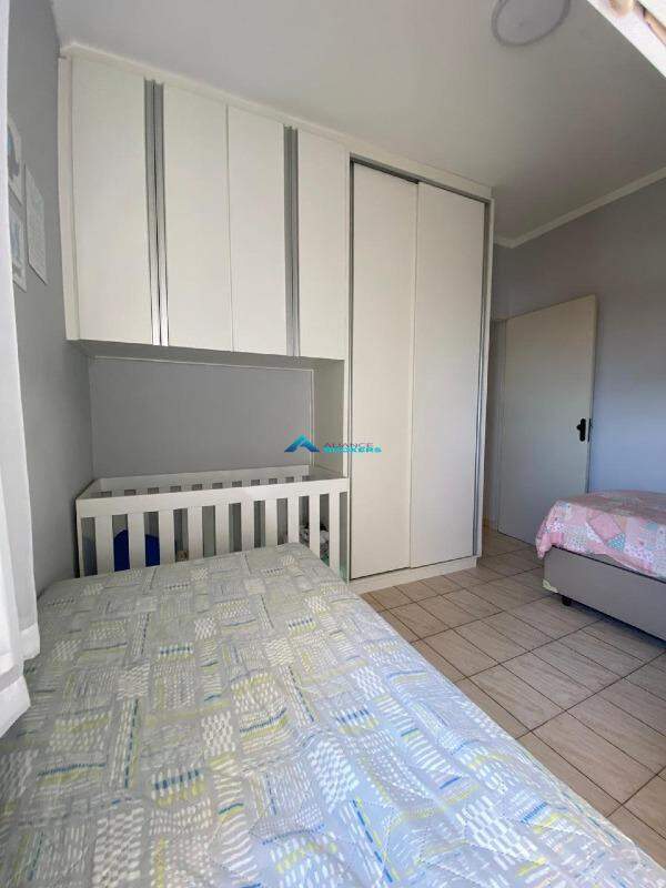 Apartamento à venda com 2 quartos, 68m² - Foto 12