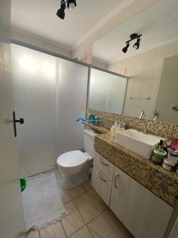 Apartamento à venda com 2 quartos, 68m² - Foto 9