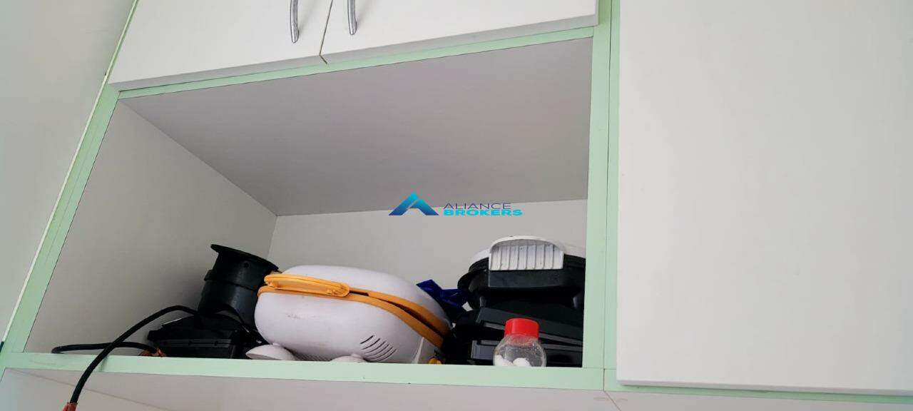Apartamento para alugar com 2 quartos, 45m² - Foto 12