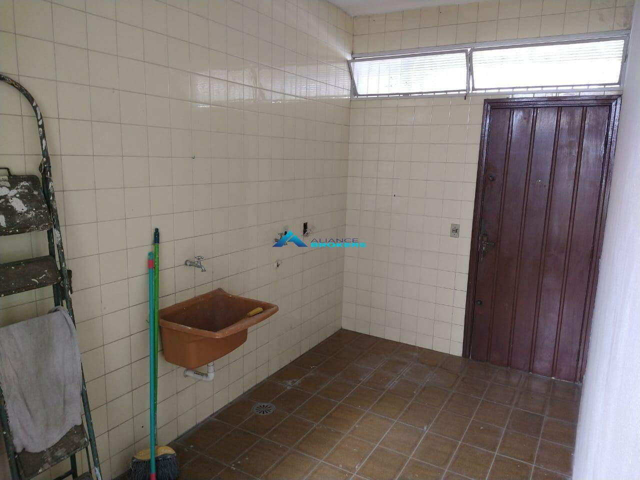 Casa para alugar com 3 quartos, 168m² - Foto 14