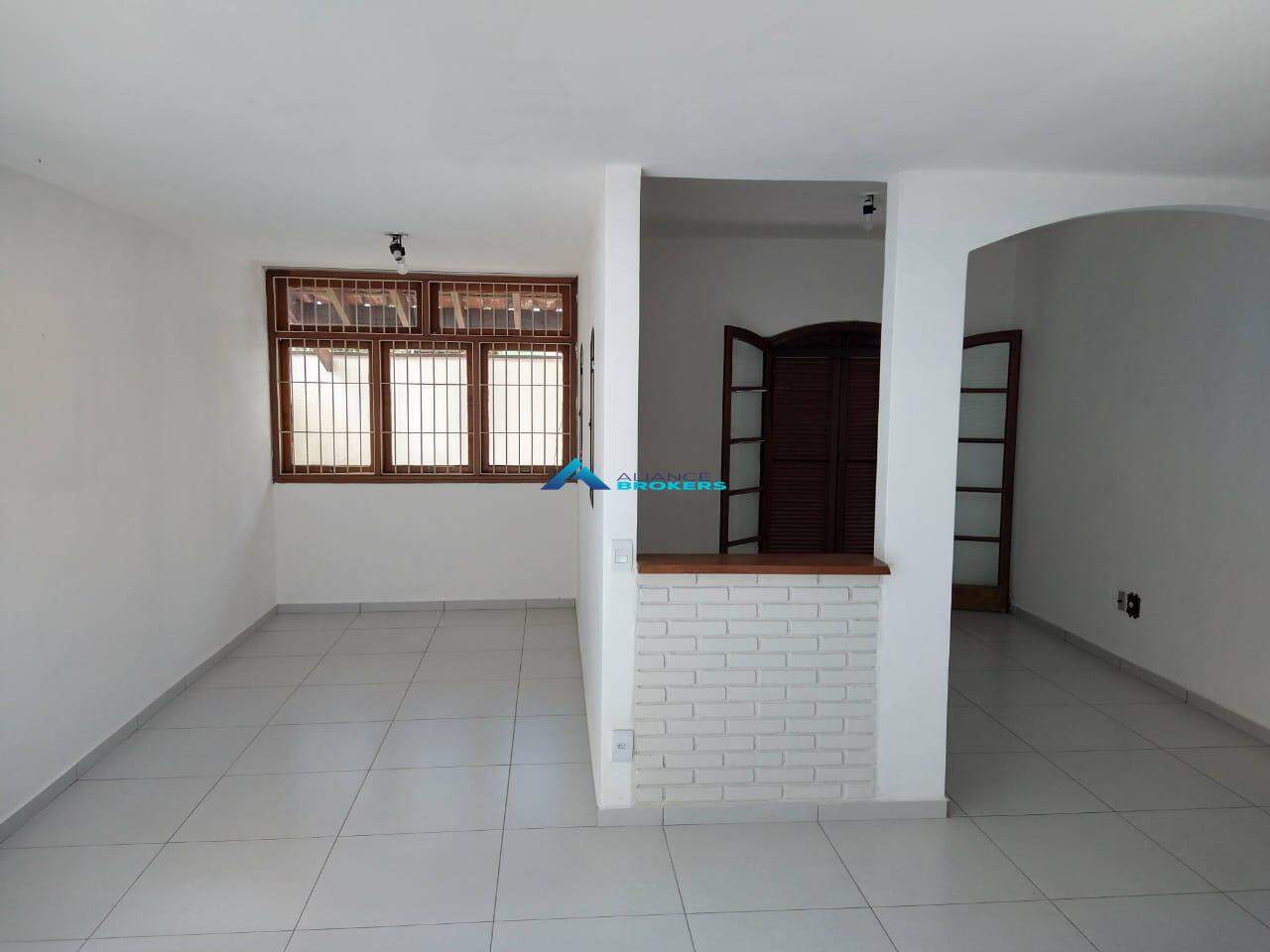 Casa para alugar com 3 quartos, 168m² - Foto 5