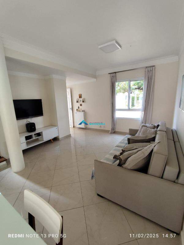Casa de Condomínio à venda com 3 quartos, 91m² - Foto 2