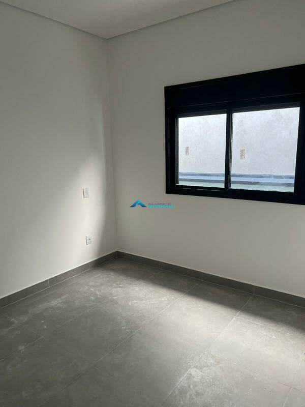 Casa para alugar com 3 quartos, 170m² - Foto 23