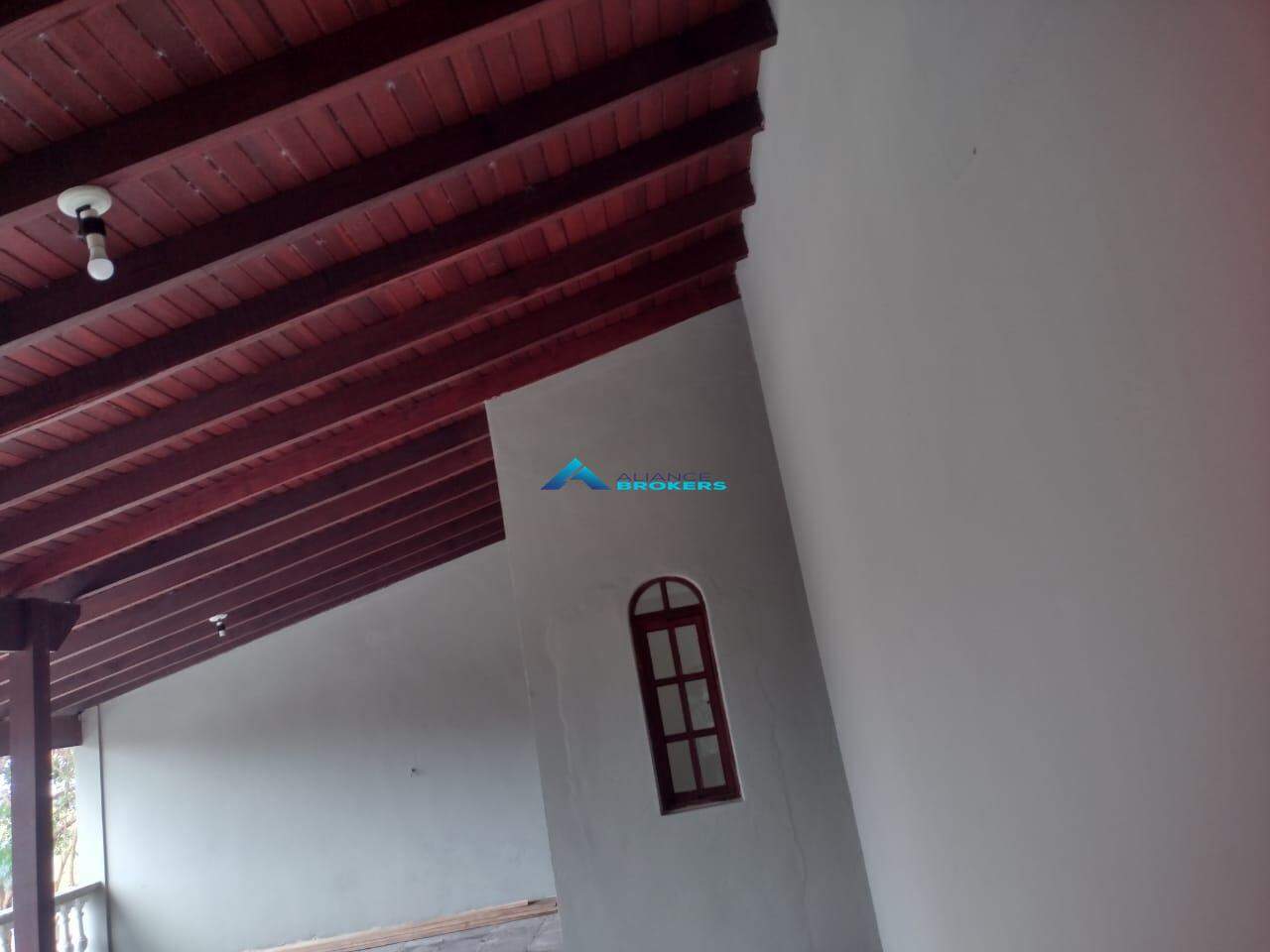 Casa para alugar com 3 quartos, 243m² - Foto 9