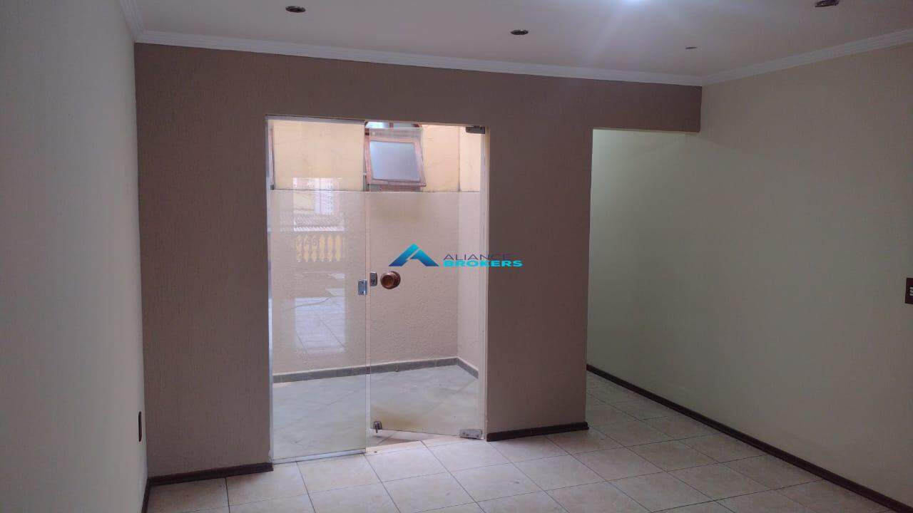 Casa para alugar com 3 quartos, 243m² - Foto 12