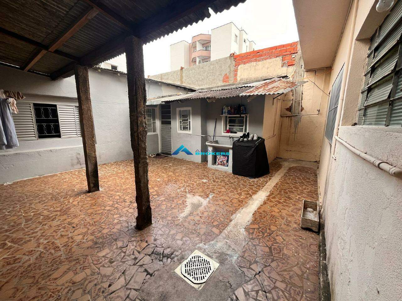 Casa para alugar com 3 quartos, 261m² - Foto 9