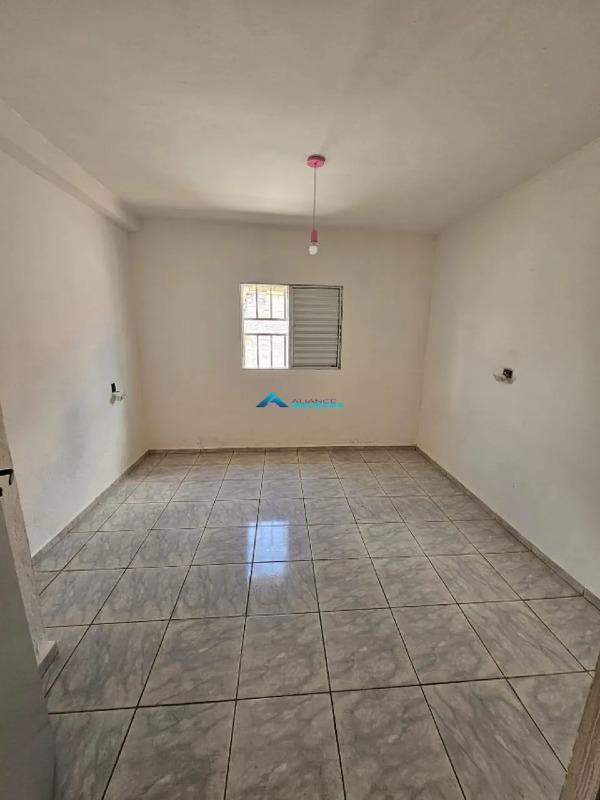 Chácara à venda com 5 quartos, 253m² - Foto 9