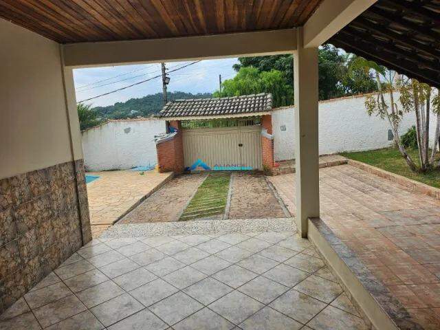 Chácara à venda com 5 quartos, 253m² - Foto 13