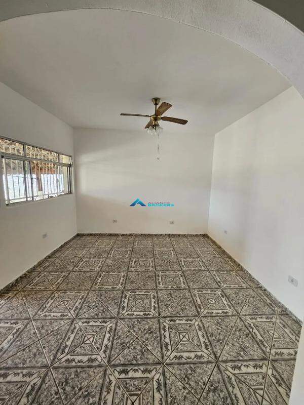 Chácara à venda com 5 quartos, 253m² - Foto 3