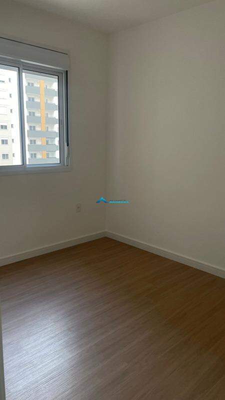 Apartamento à venda com 3 quartos, 78m² - Foto 9