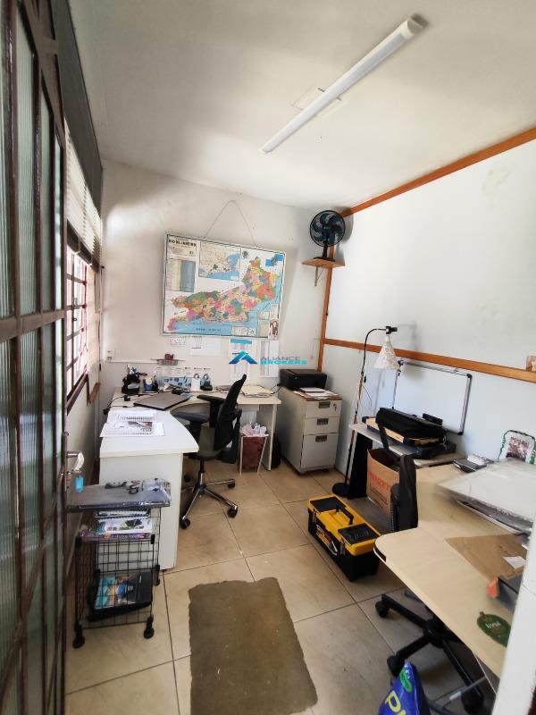 Casa, 3 quartos, 221 m² - Foto 13