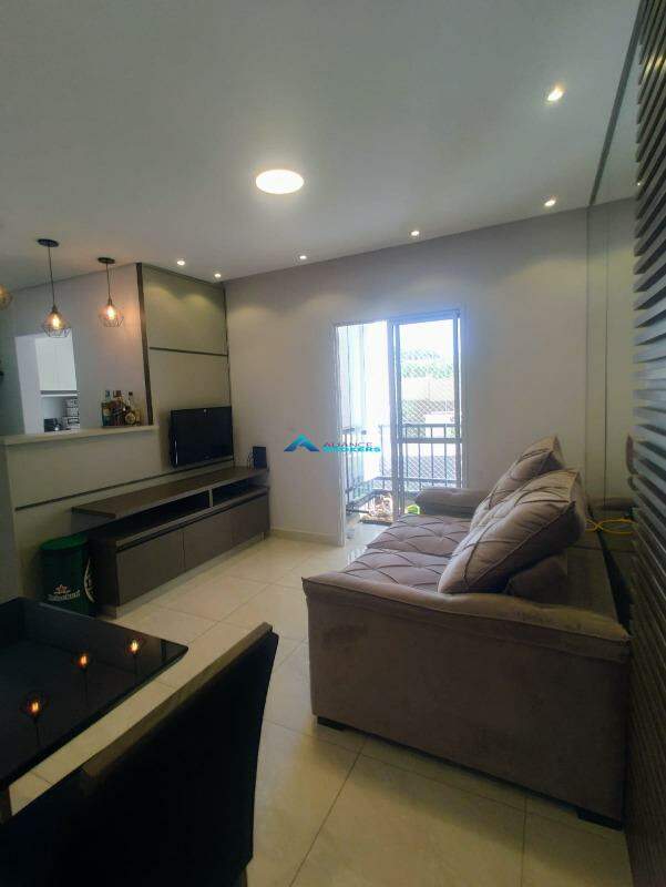 Apartamento à venda com 2 quartos, 60m² - Foto 2