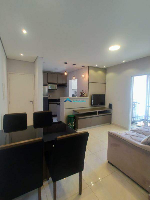 Apartamento à venda com 2 quartos, 60m² - Foto 7