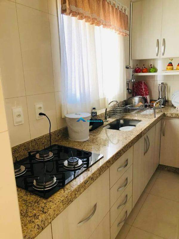 Apartamento, 2 quartos, 70 m² - Foto 1