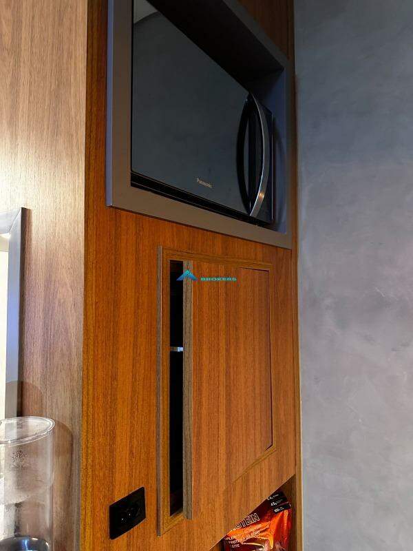 Apartamento à venda com 2 quartos, 61m² - Foto 15