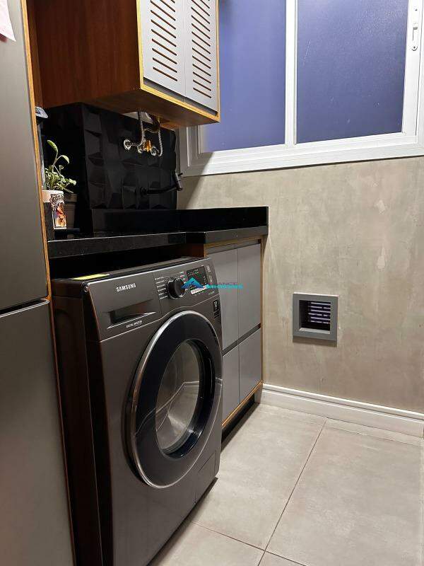 Apartamento à venda com 2 quartos, 61m² - Foto 14