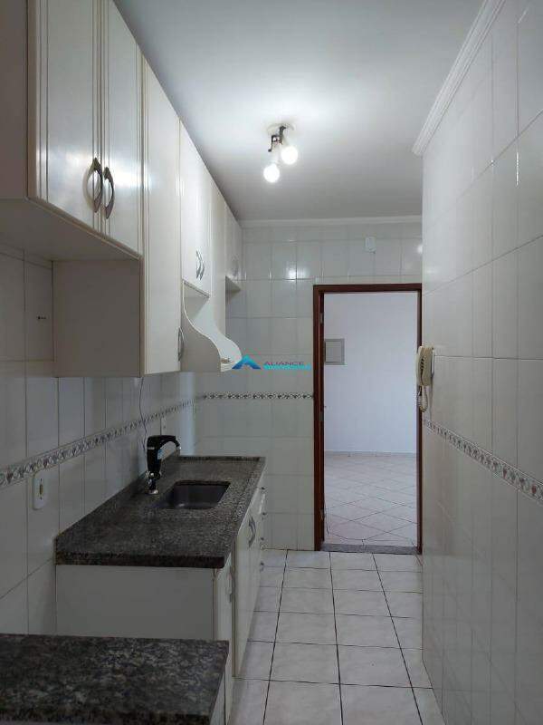Apartamento à venda com 2 quartos, 68m² - Foto 17