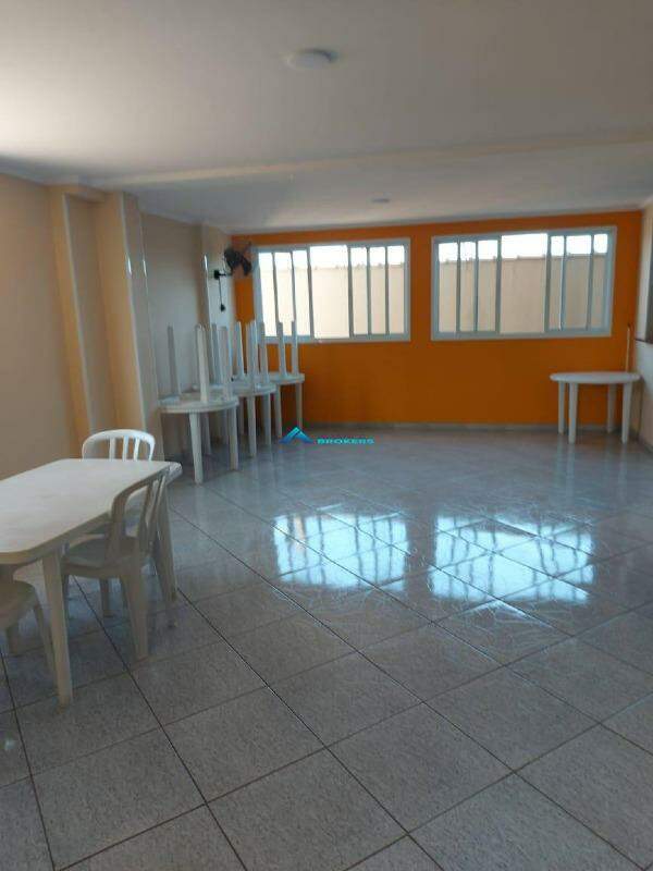 Apartamento à venda com 2 quartos, 68m² - Foto 8
