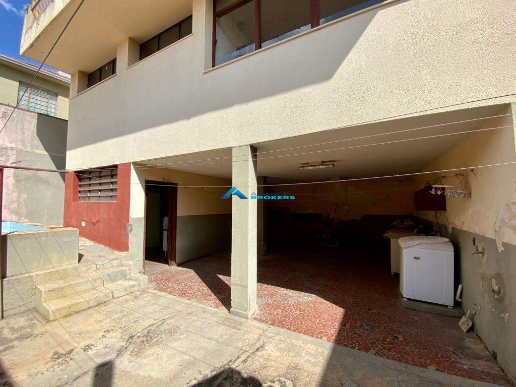 Casa para alugar com 3 quartos, 150m² - Foto 9