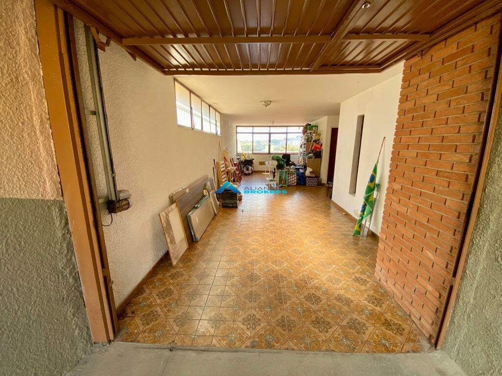 Casa para alugar com 3 quartos, 150m² - Foto 6
