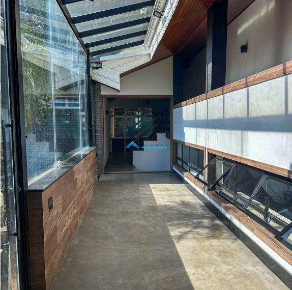 Casa à venda com 3 quartos, 520m² - Foto 14
