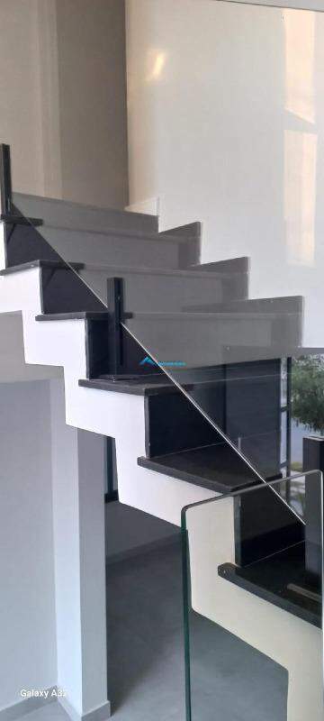 Casa de Condomínio à venda com 3 quartos, 189m² - Foto 4
