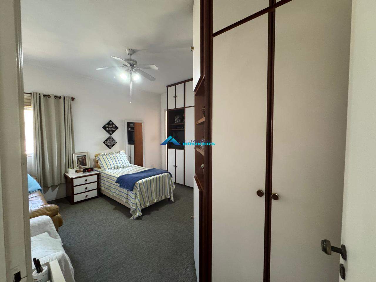Casa à venda com 3 quartos, 254m² - Foto 19