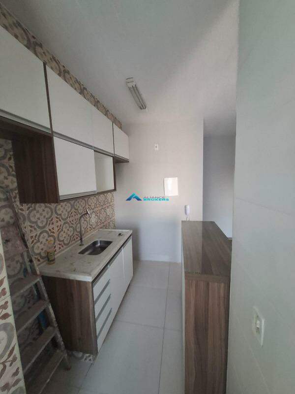Apartamento à venda com 2 quartos, 49m² - Foto 10