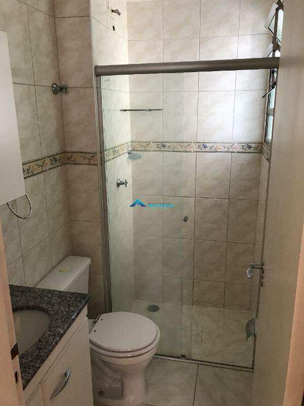 Apartamento à venda com 2 quartos, 66m² - Foto 9